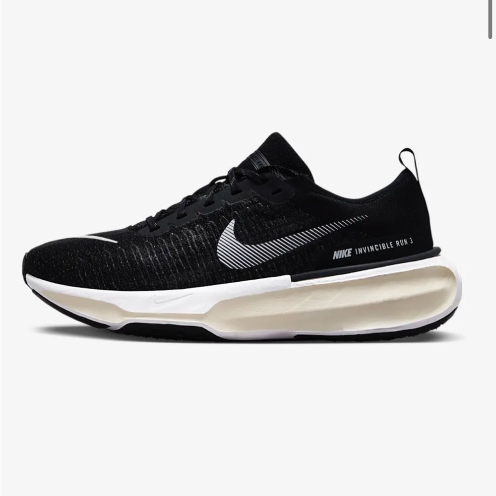 Nike zoom women’s invincible run 3 size 7.5